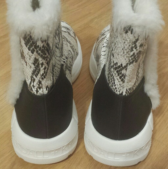 Brand New Kendall + Kylie Boots - Picture 4 of 5